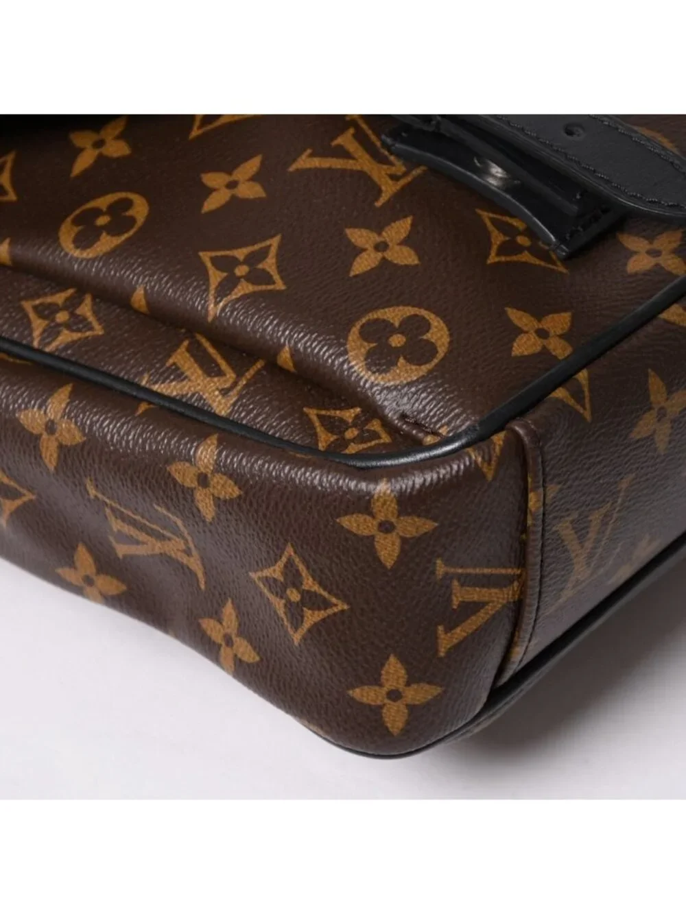 Louis Vuitton Christopher Messenger Bag Monogram Macassar Leather Brown